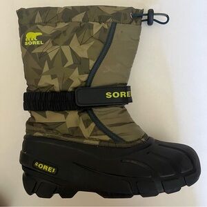 Sorel Kids Flurry Snow Boots size 4